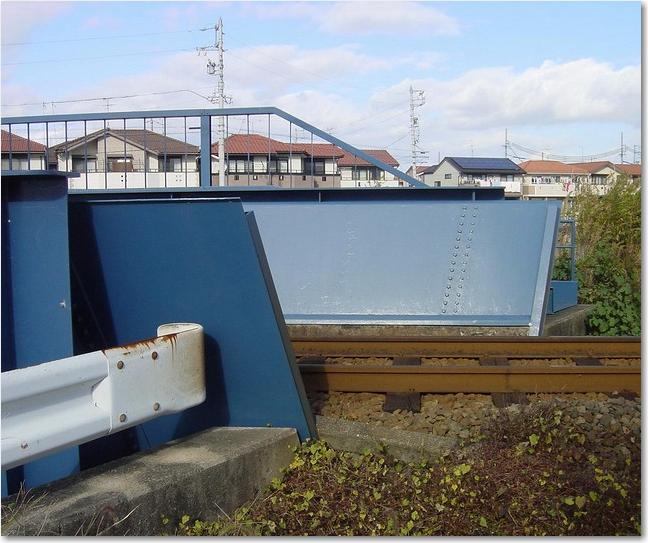 13鉄橋入口.JPG