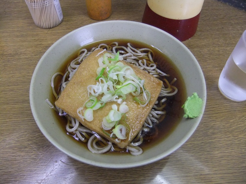 都そば京成高砂店の冷しきつねそば１20120803.JPG