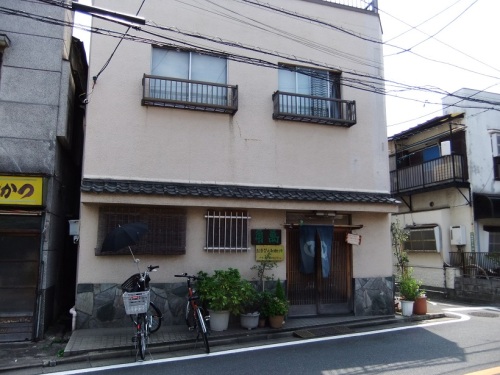 梅田４丁目・角萬