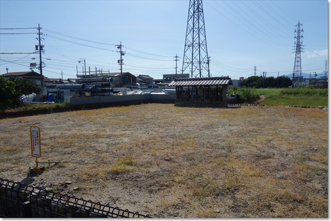 137不思議な宗教的広場