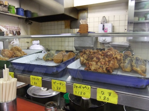六文そば人形町店の天ぷらケース２20130617.JPG
