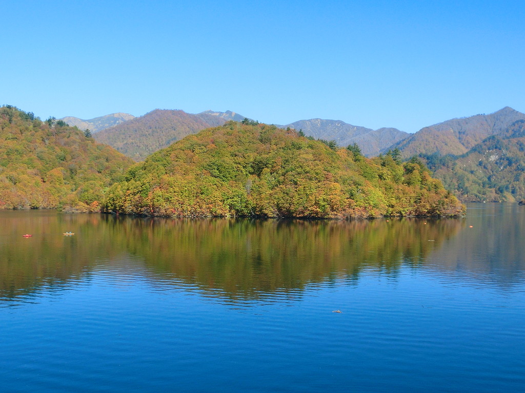 奥利根湖(矢木沢ダム)