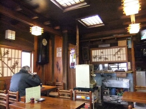 足立１丁目・藪蕎麦の店内20130202.JPG