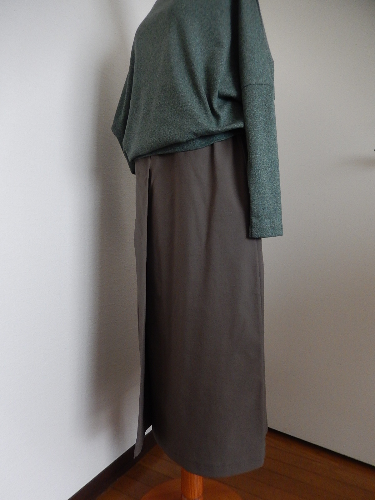 ナロースカート Reggiani コットンストレッチ ソフトキャンバス .JPG