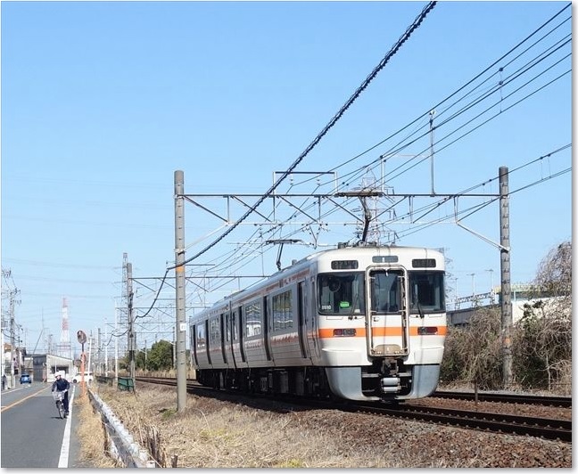 131電車が行きます