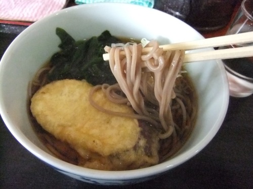 保木間３丁目・恵びすのさつまいも天そば２