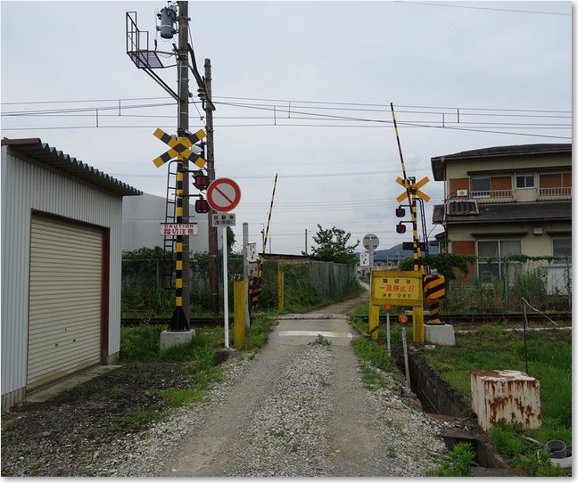 15踏切です