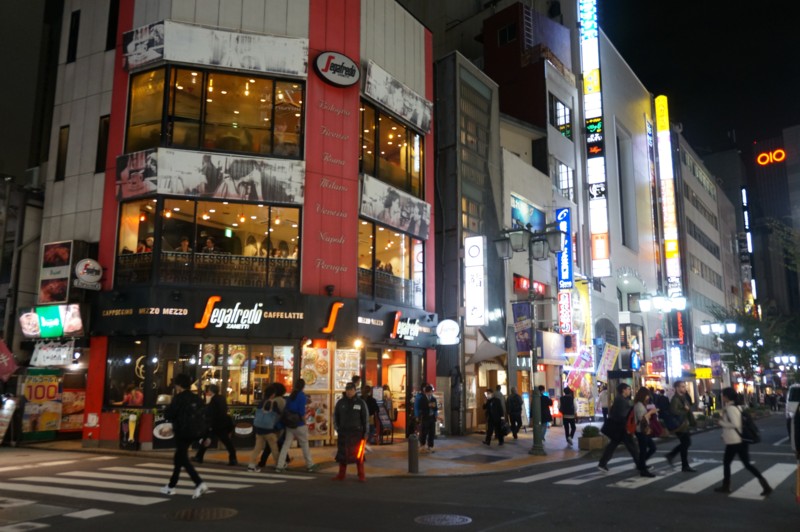 ７．新宿三丁目：中央通り-26D 1611q.jpg