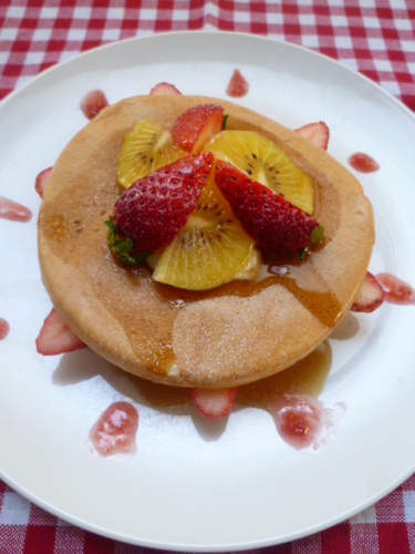 いちごのパンケーキ３.JPG