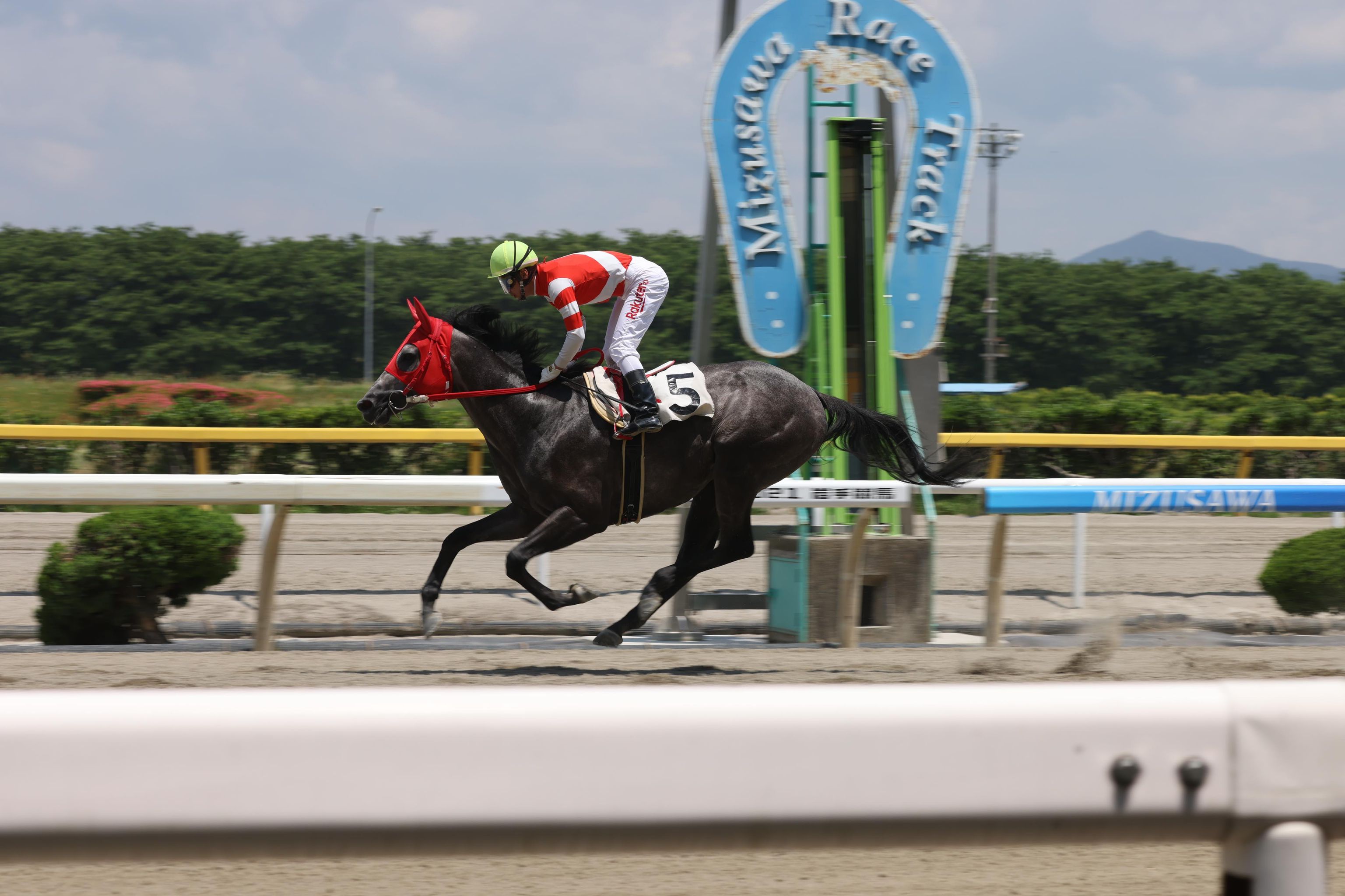 ミンナノヒーロー３勝目ｂ.jpg