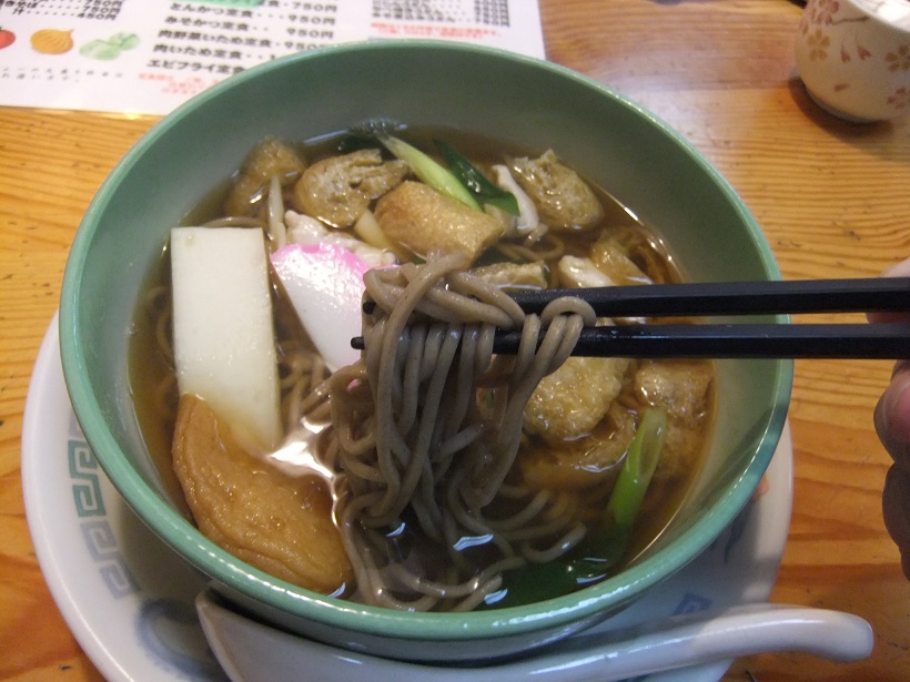 大森屋食堂＠津のかやくそば２20130801.JPG