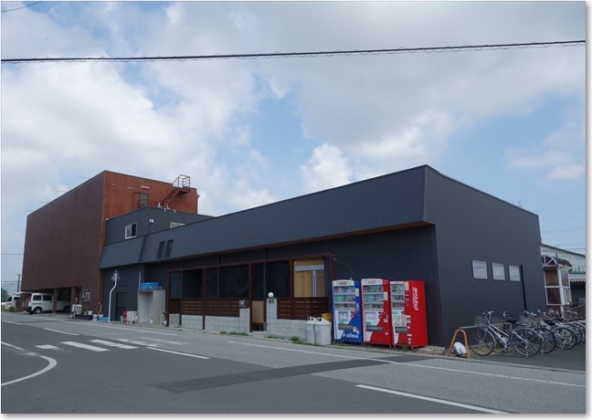 01やぐま台駅横の建物