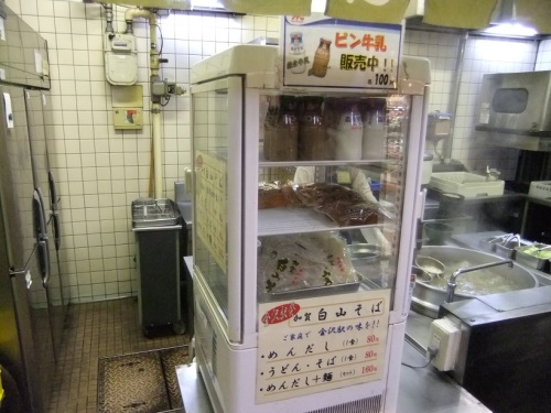 加賀白山そば金沢駅待合室近く店舗＠JR金沢駅のお土産用