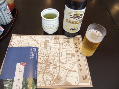 伊豆菊＠酒田でビール20130630.JPG