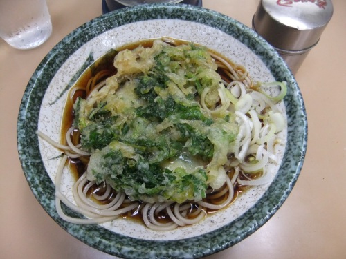 かしやま＠田端の冷しかけそば270円＋春菊天90円１20130619.JPG