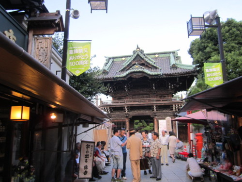 帝釈天と参道