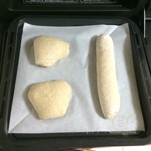 140807 黒糖梅シロップ酵母でパン作り -二次発酵開始