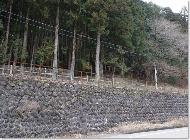 10石積みの築堤