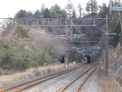 末続駅の先にあるトンネル