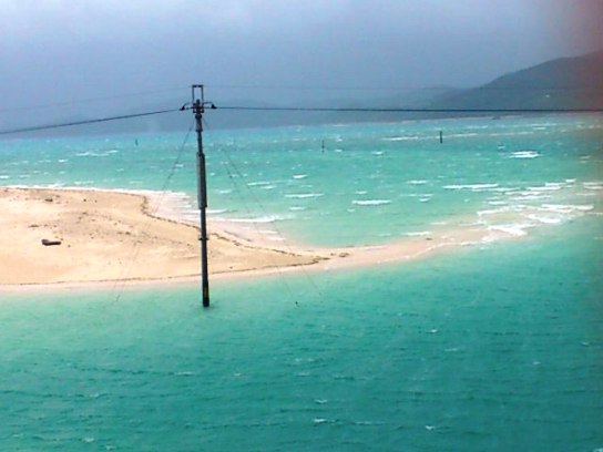 台風一過海.jpg