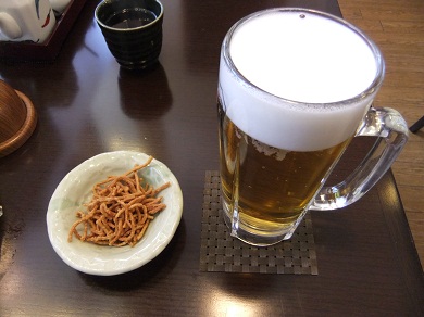 奥藤本店甲府駅前店の生ビール20130105.JPG