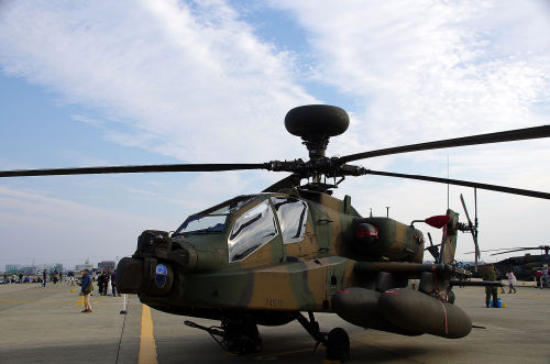 3.明野航空祭・展示機AH64.jpg