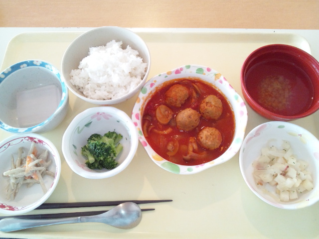 チキンボールのトマト煮