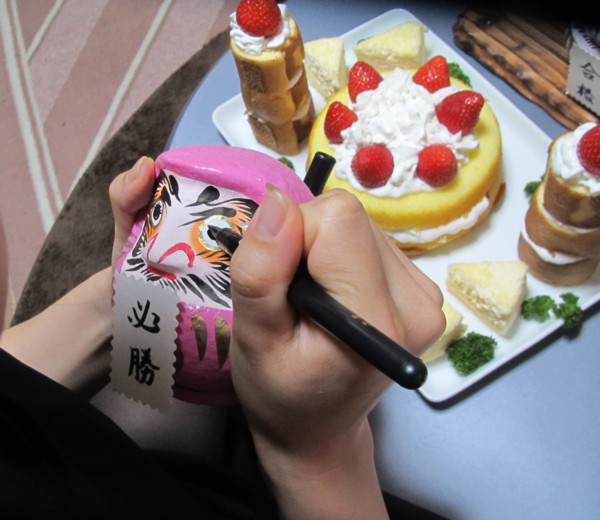 だるまさんが笑った！　桜さく (2).JPG