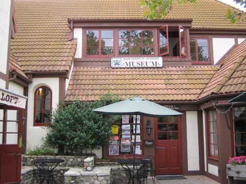242_museum.jpg