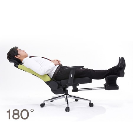 85-1-仮眠可能なオフィスチェア.jpg