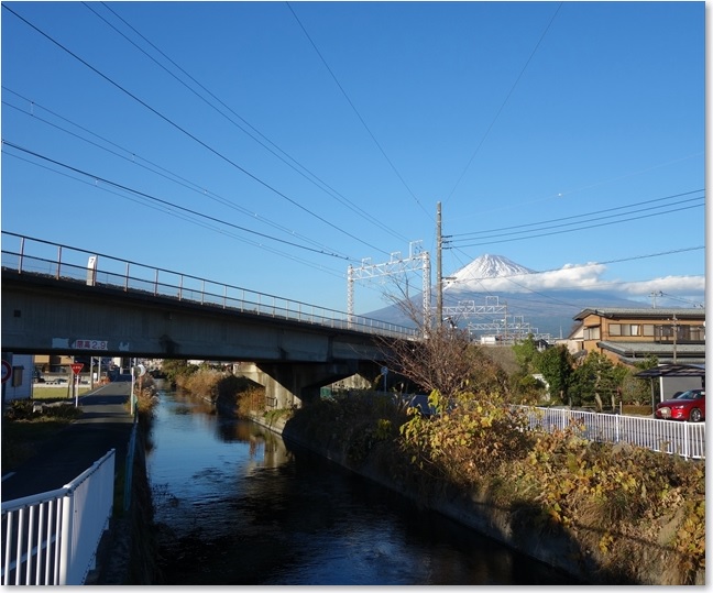 18橋上から冨士