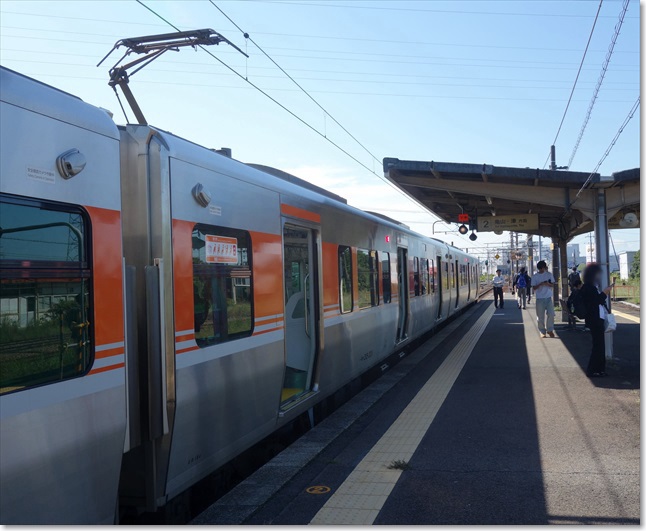 01南四日市駅_315系に乗ってきました