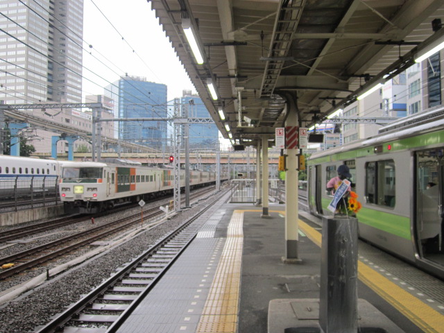 185系