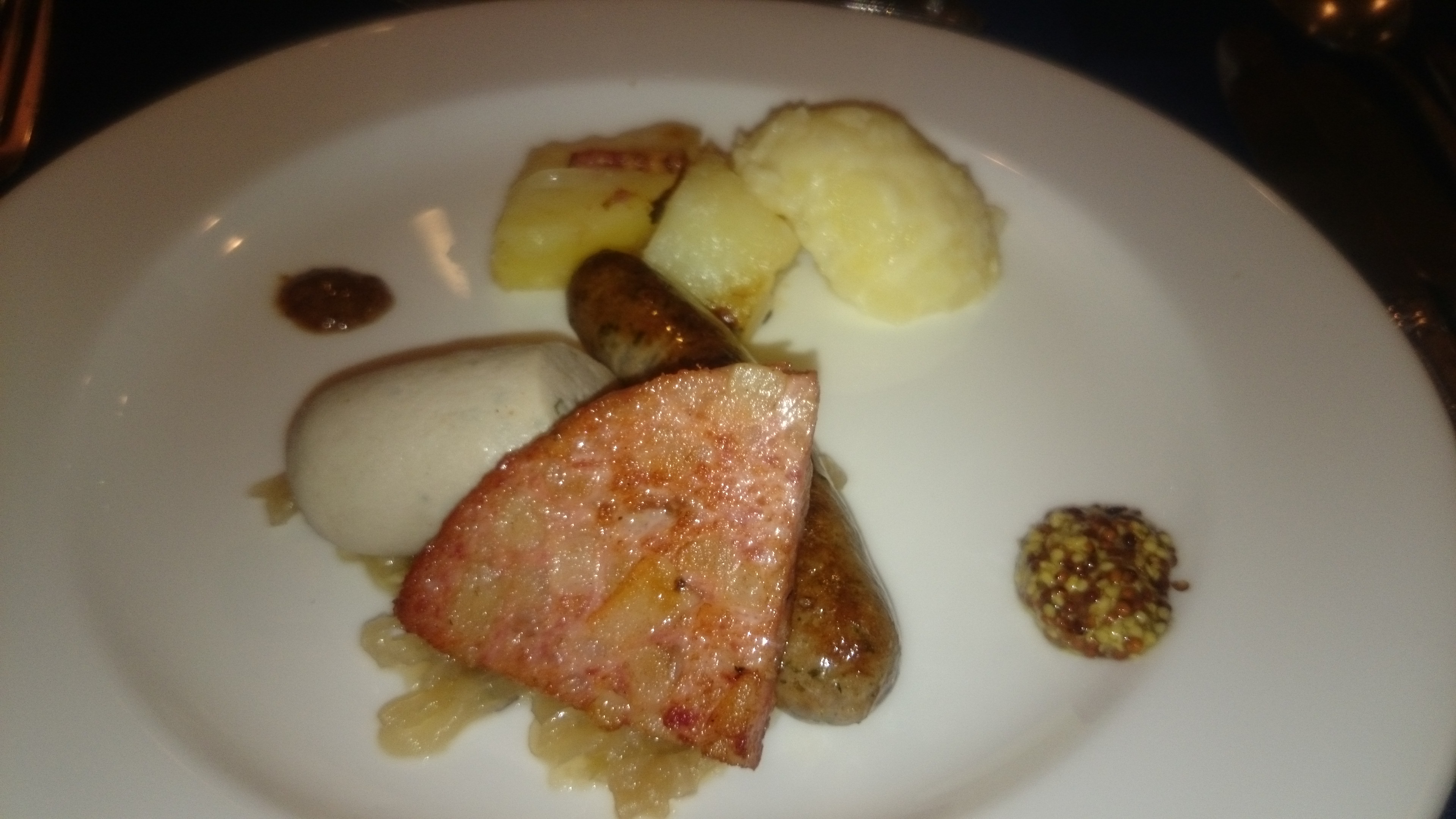 2015-12-03 18.52.20.jpg