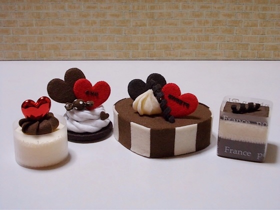 ハートのショコラケーキ&バレンタインプティフール3種SET