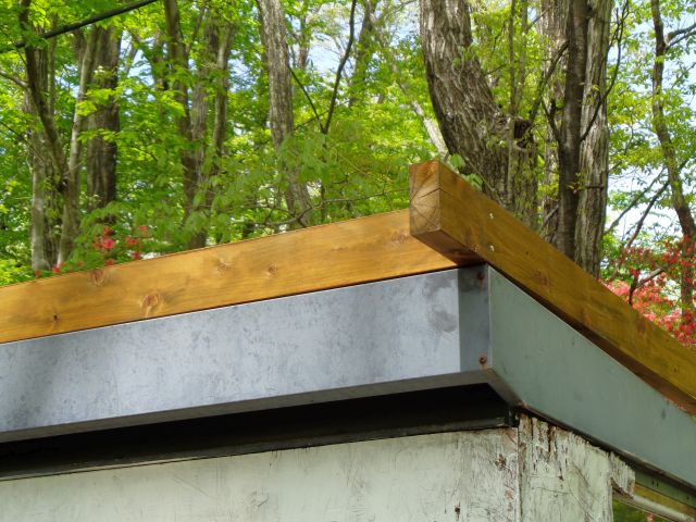 220511roof.jpg