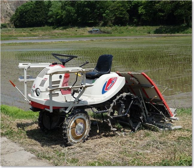23田植え機