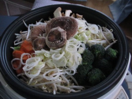 0204 もやしたっぷりラ～メン鍋 (1).JPG