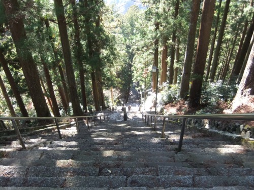 身延山久遠寺３菩提梯