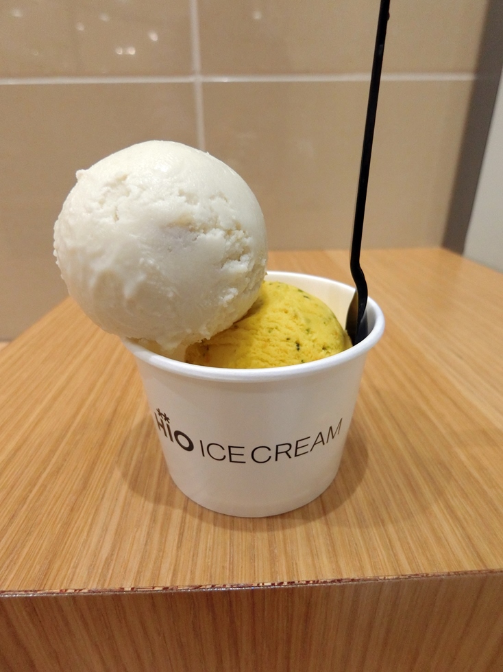 HiO ICE CREAM　和栗・ブラックのジョー.JPG