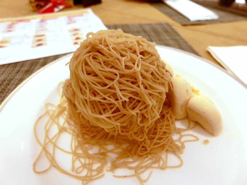 屋台村　和栗のモンブラン.JPG