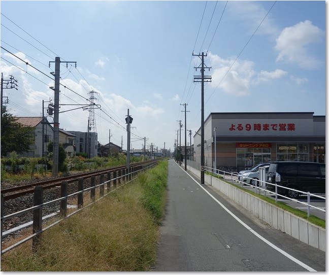 25線路沿いを引き返す