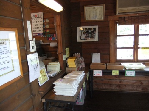 みよしそばの里＠三芳町の売店20120604.JPG