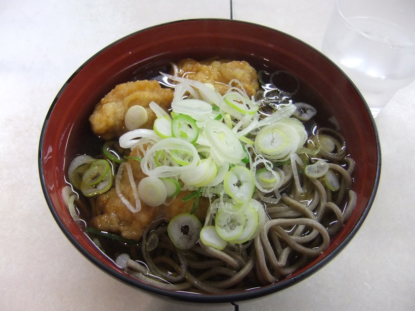 郡山幹線そば処＠JR郡山駅新幹線の鶏唐揚げそば420円20140105.JPG