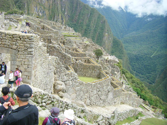 マチュピチュ遺跡 右側(6).JPG