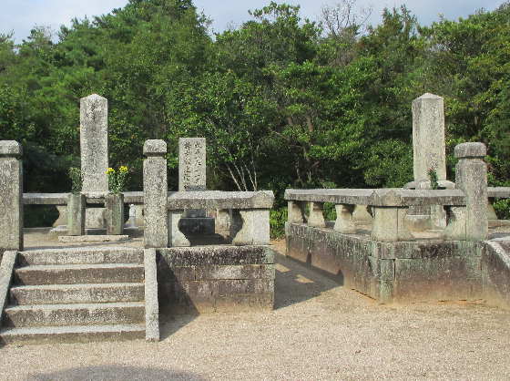 大村益次郎墓.JPG