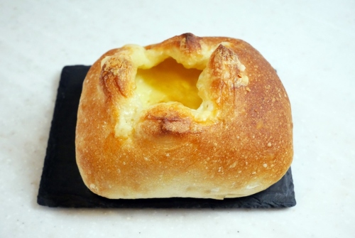 ＰＯＣＣＨ’Ｓ　ＢＡＫＥＲＹ　ドゥーブルチーズ.JPG