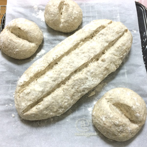 150116国産小麦＋ライ麦のパン - 焼く直前