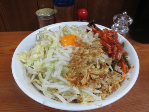 20141004_ラーメン二郎亀戸店_汁なしとタマネギキムチ.JPG