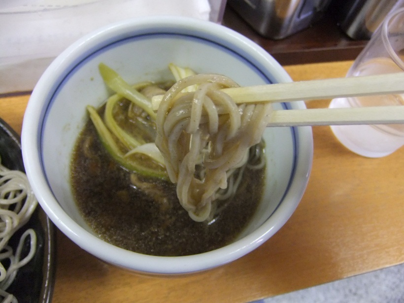 丸山製麺新橋店＠新橋の鴨汁そば(麺大盛り)２29120902.JPG